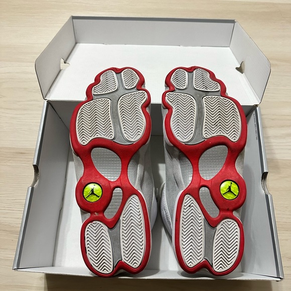 Air Jordan 13 Retro ‘White Wolf Grey’ - Picture 8 of 12